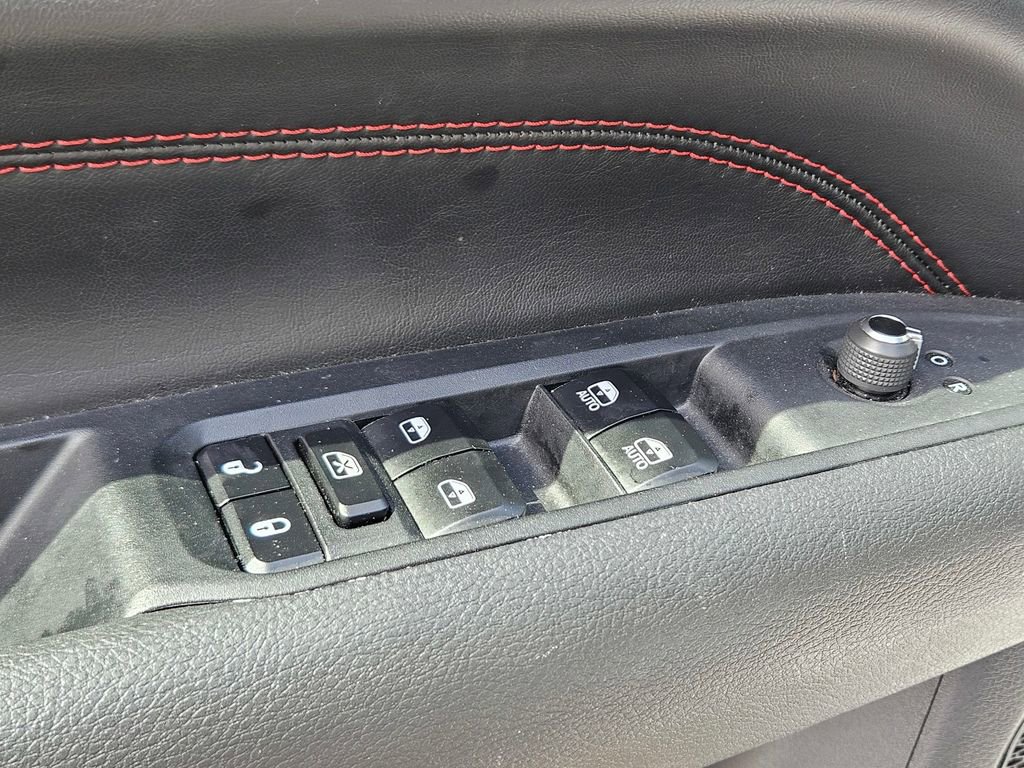 Used 2025 Jeep Compass Trailhawk AWD/4WD image 23