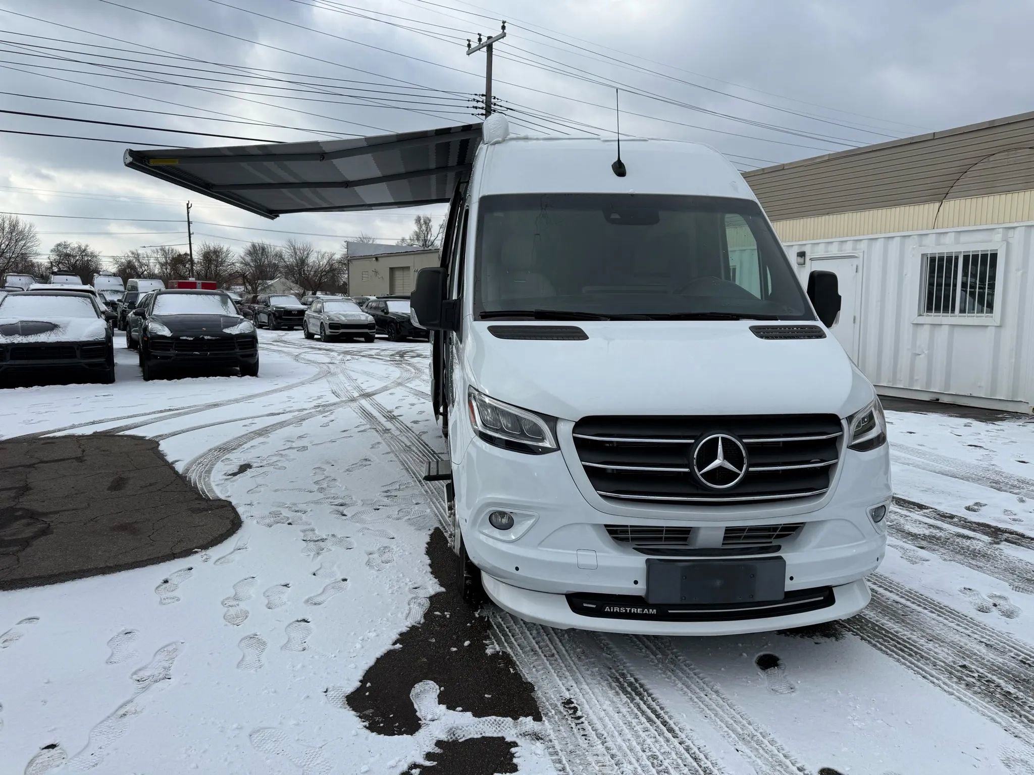 Used 2022 Mercedes-Benz Sprinter 3500 w/ Parking Package image 32