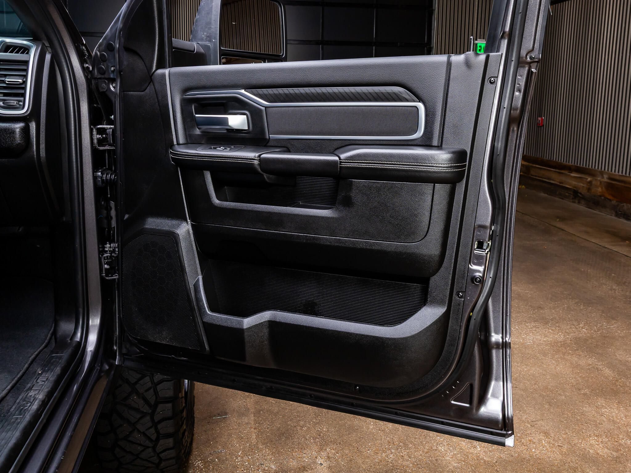 Used 2026 RAM 2500 Big Horn AWD/4WD image 33