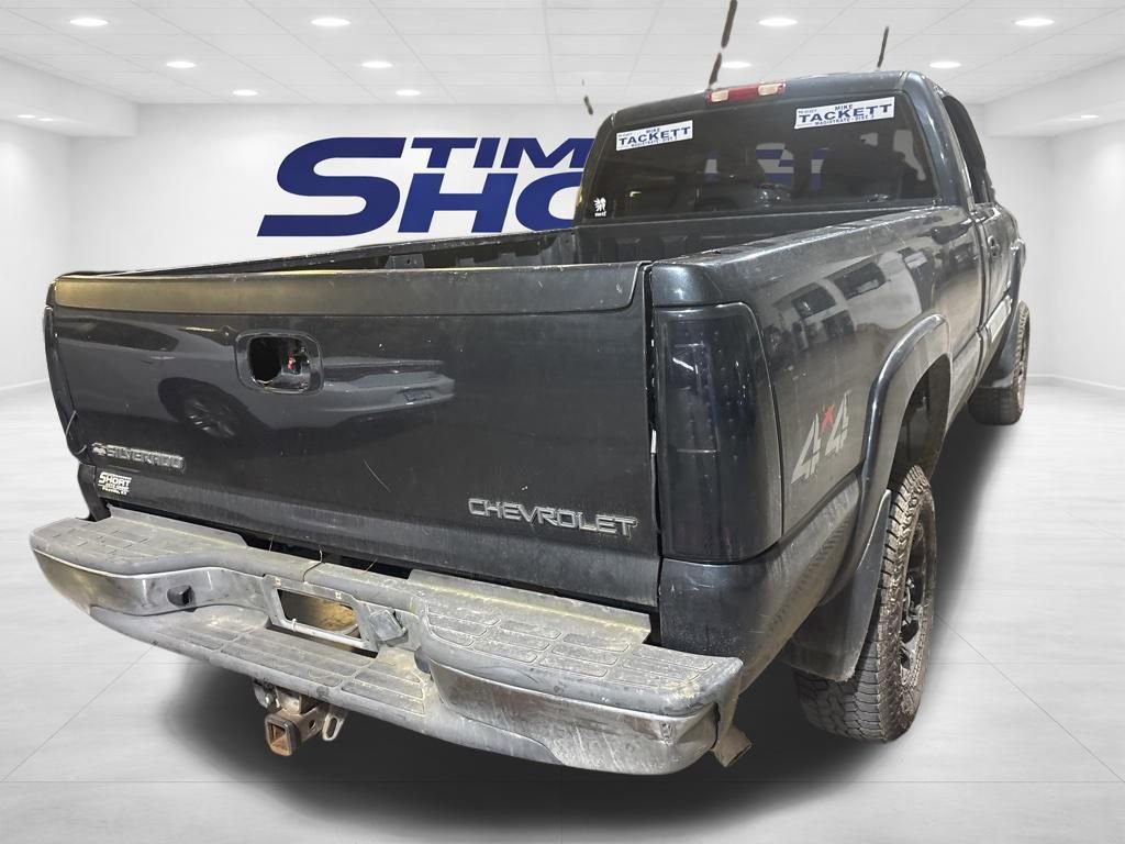 Used 2004 Chevrolet Silverado 2500 LS image 6