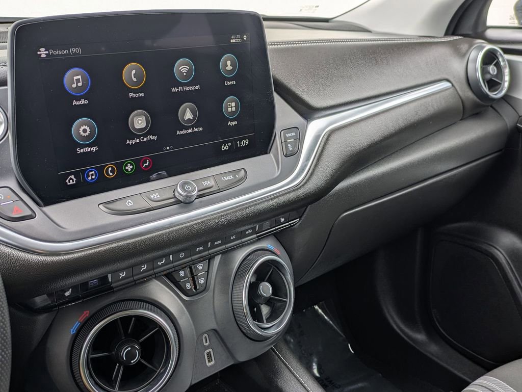 Used 2025 Chevrolet Blazer LT AWD/4WD image 15