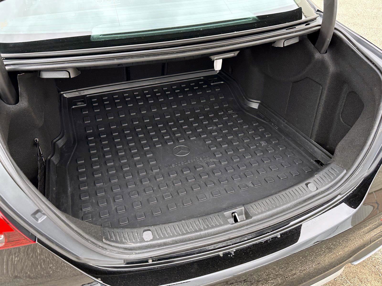 Used 2022 Mercedes-Benz E 450 4MATIC Sedan image 10