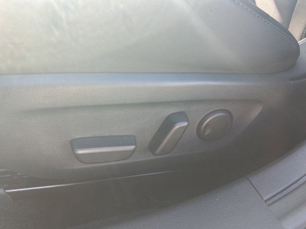 Used 2025 MAZDA MAZDA3 s image 15