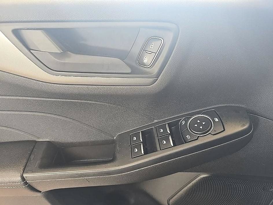 Used 2023 Ford Escape Active AWD/4WD image 13