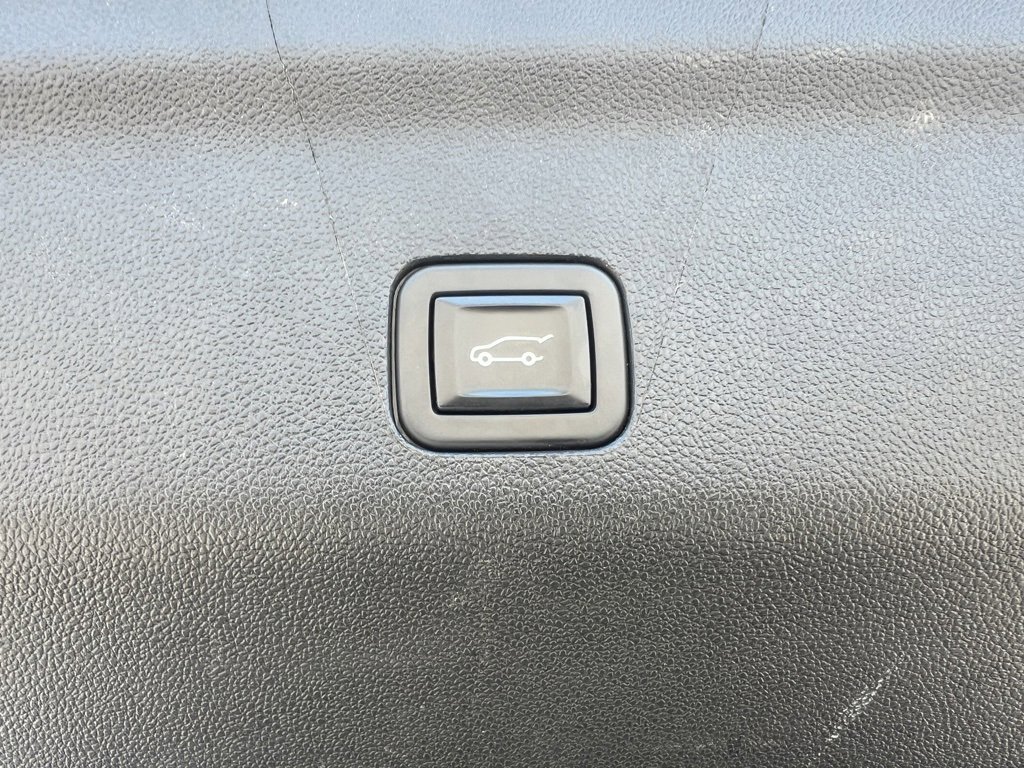 Used 2021 Chevrolet Tahoe RST image 34