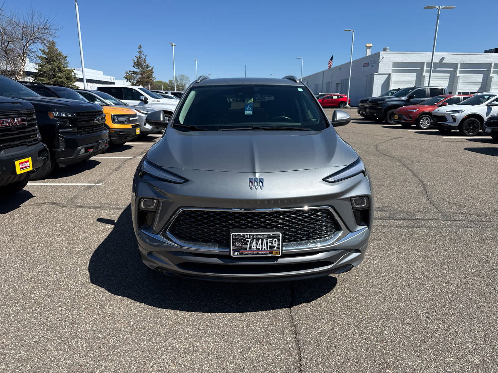 Used 2024 Buick Encore GX Avenir w/ Avenir Convenience Package AWD/4WD image 2