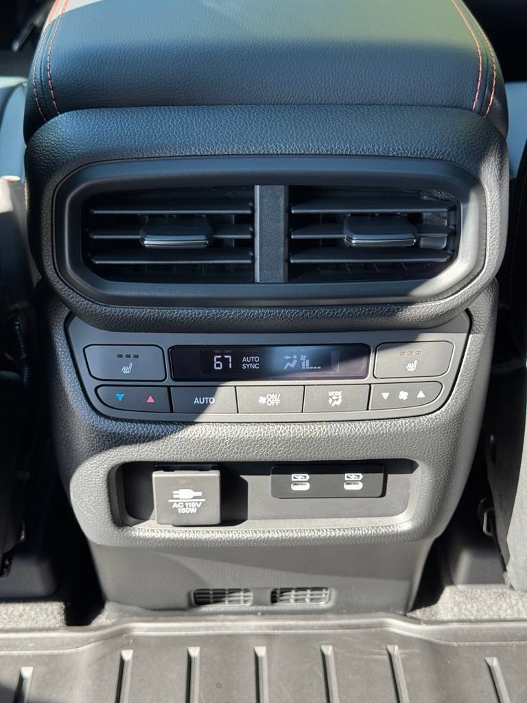 Used 2026 Honda Pilot TrailSport image 18