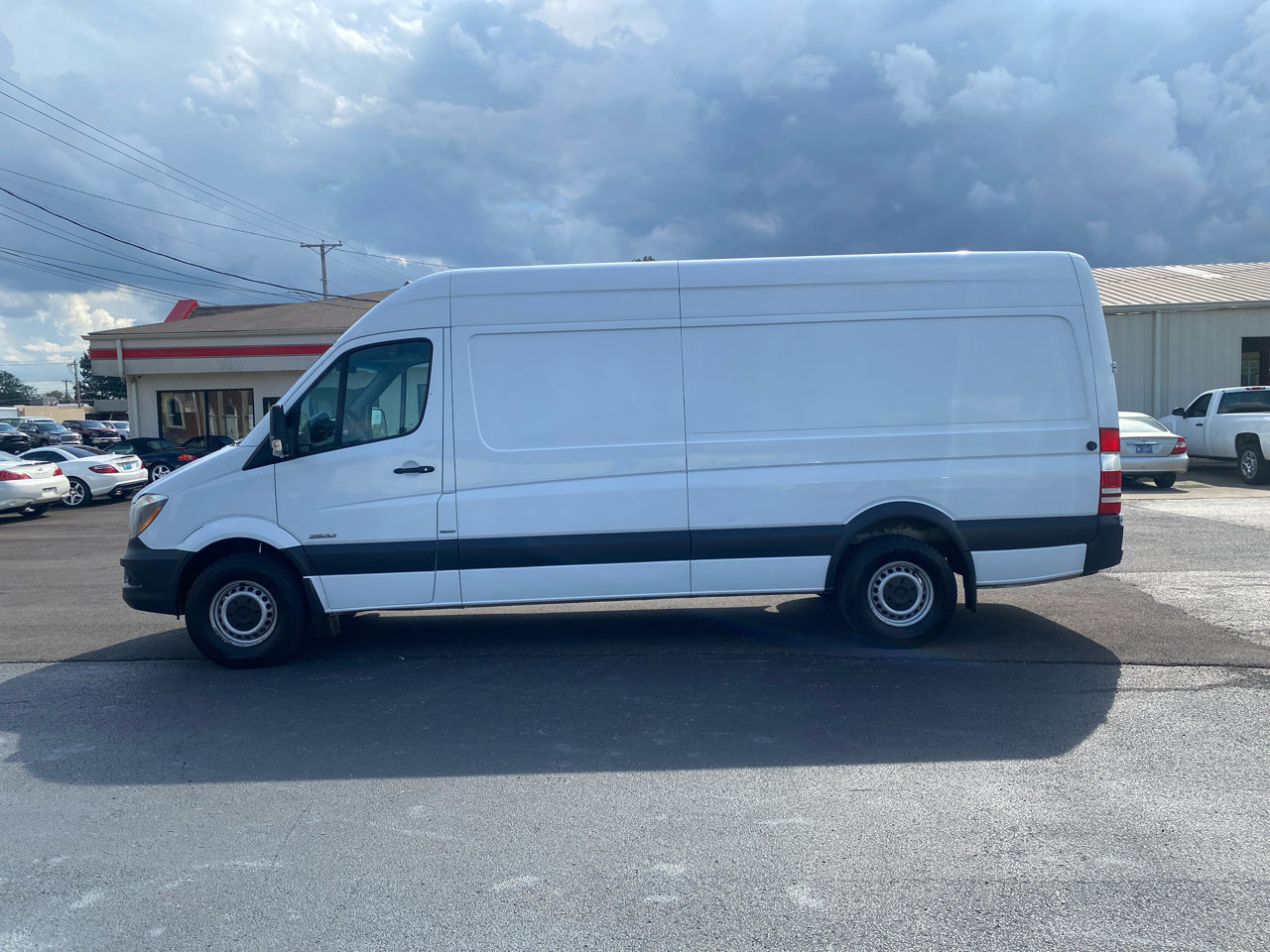 Used 2014 Mercedes-Benz Sprinter 2500 image 8