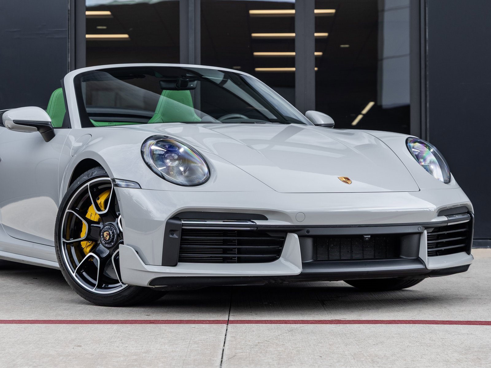 Certified 2022 Porsche 911 Turbo S w/ 911 Turbo Sportdesign Package image 9