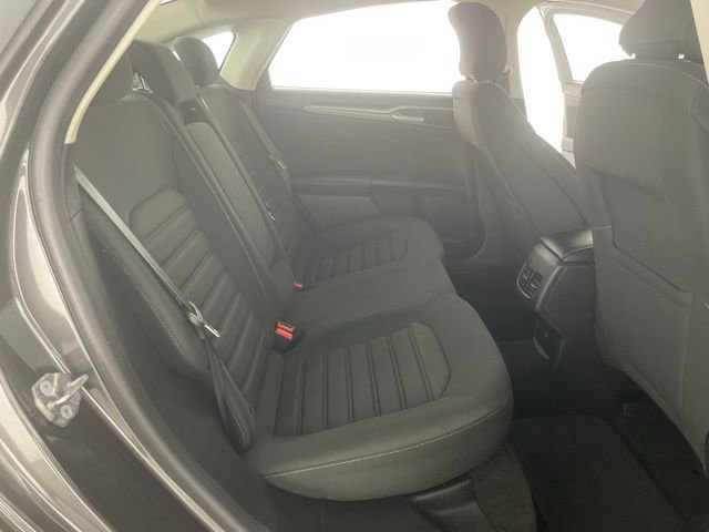 Used 2019 Ford Fusion SE image 45
