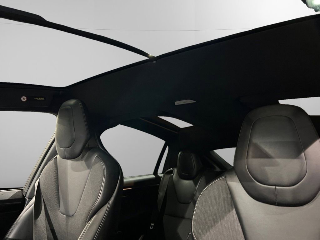 Used 2018 Tesla Model X 75D AWD/4WD image 36
