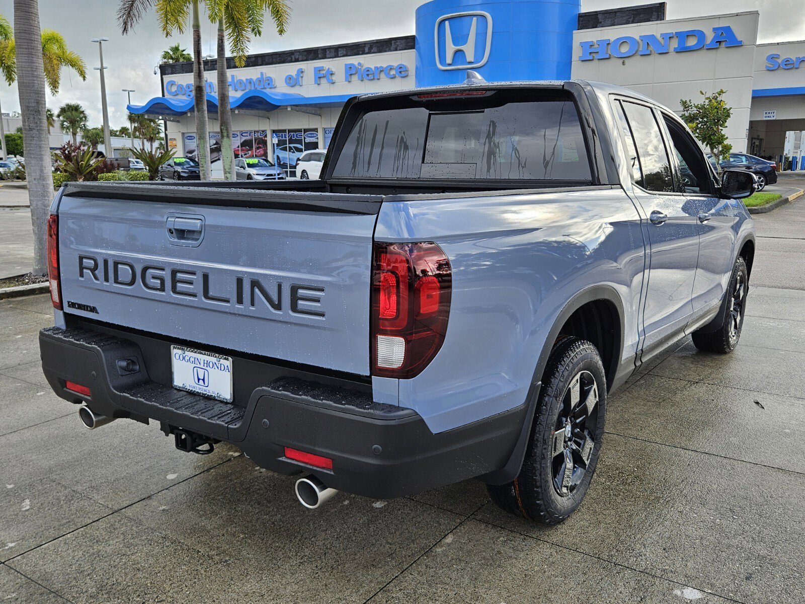 New 2026 Honda Ridgeline Black Edition image 4