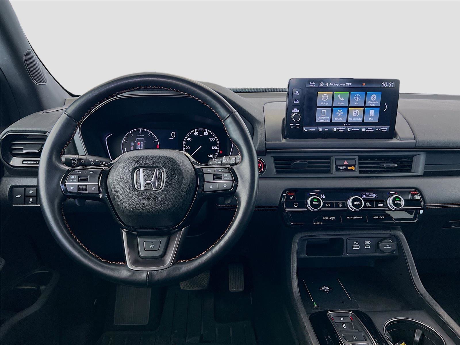 Used 2023 Honda Pilot TrailSport image 2
