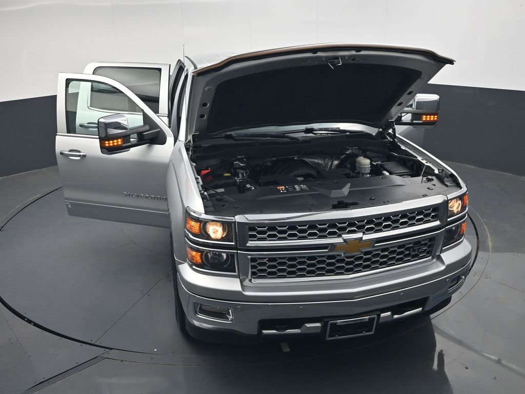 Used 2015 Chevrolet Silverado 1500 LTZ w/ LTZ Plus Package AWD/4WD image 52