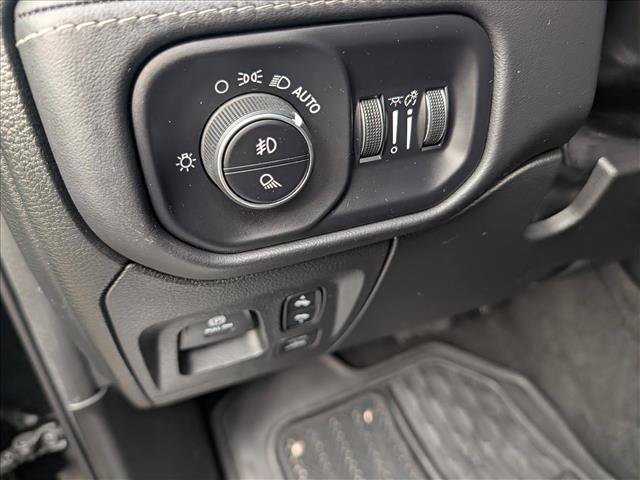 Used 2023 RAM 1500 Limited AWD/4WD image 35