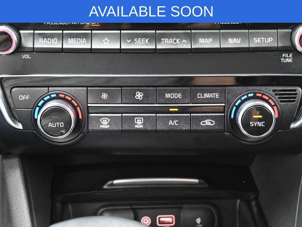 Used 2020 Kia Optima Premium image 25