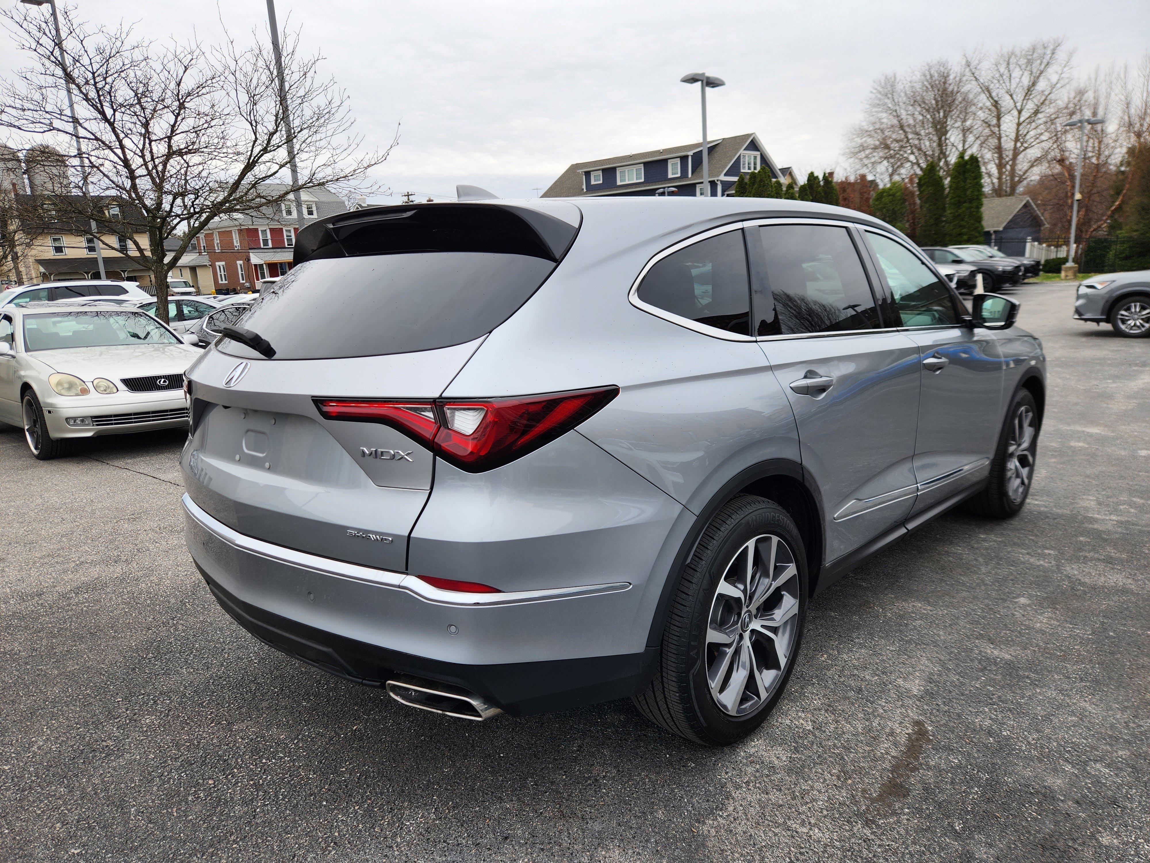 Certified 2023 Acura MDX SH-AWD w/ Technology Package image 4
