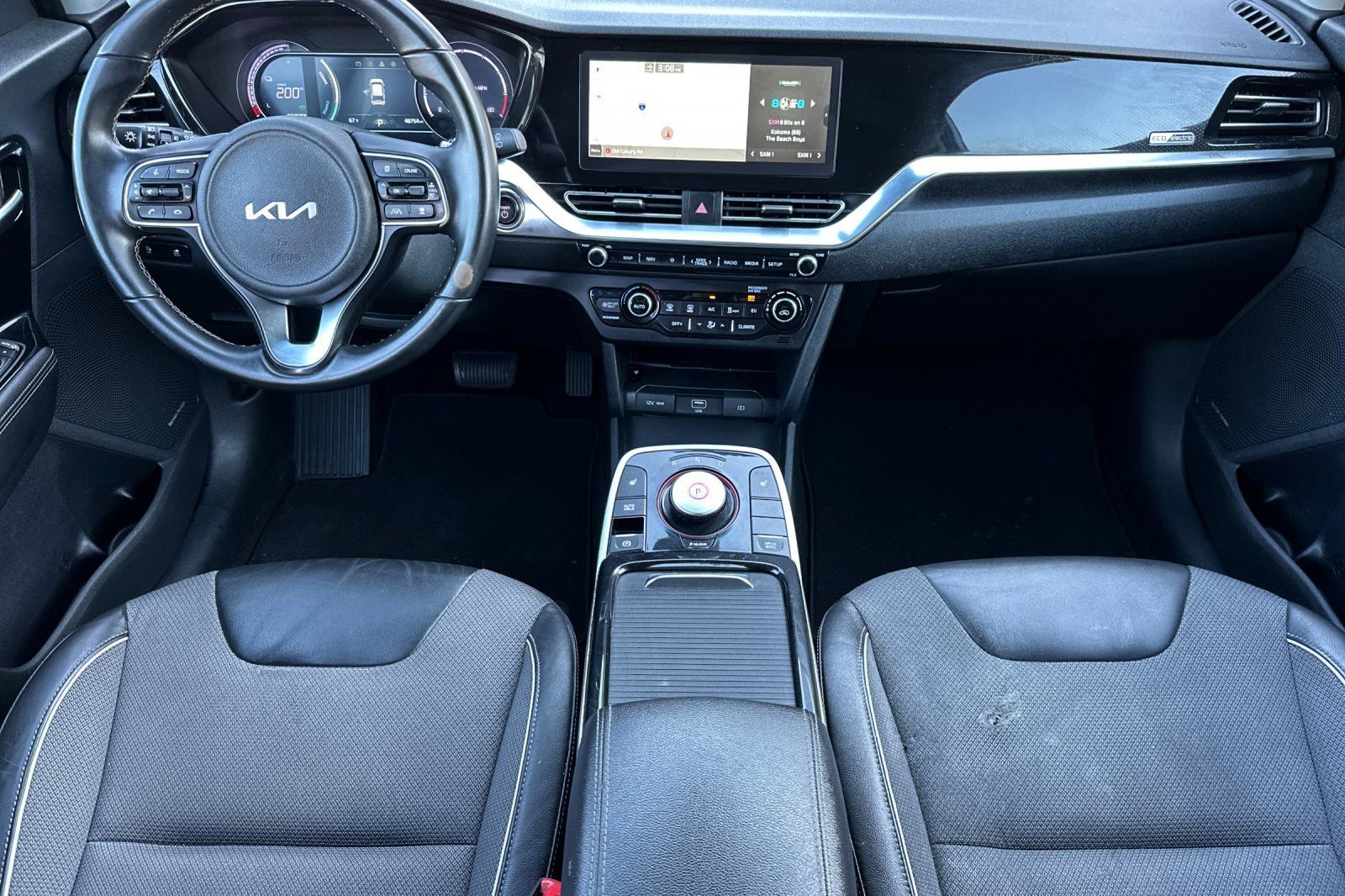 Used 2022 Kia Niro EX image 14