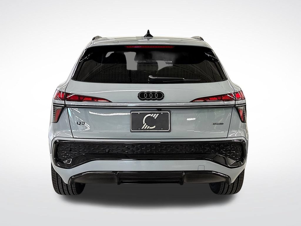 New 2026 Audi Q3 quattro 2.0T AWD/4WD image 4