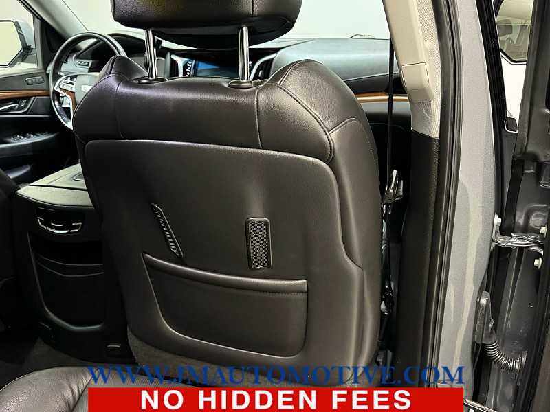 Used 2019 Cadillac Escalade ESV Luxury AWD/4WD image 31