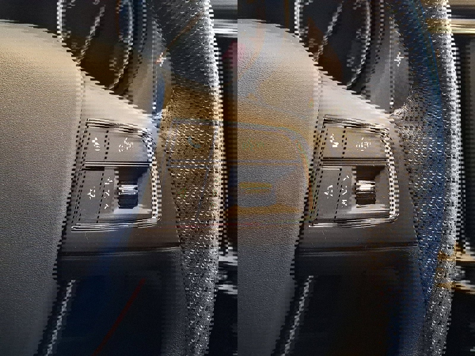 Used 2023 Maserati Levante Trofeo image 21