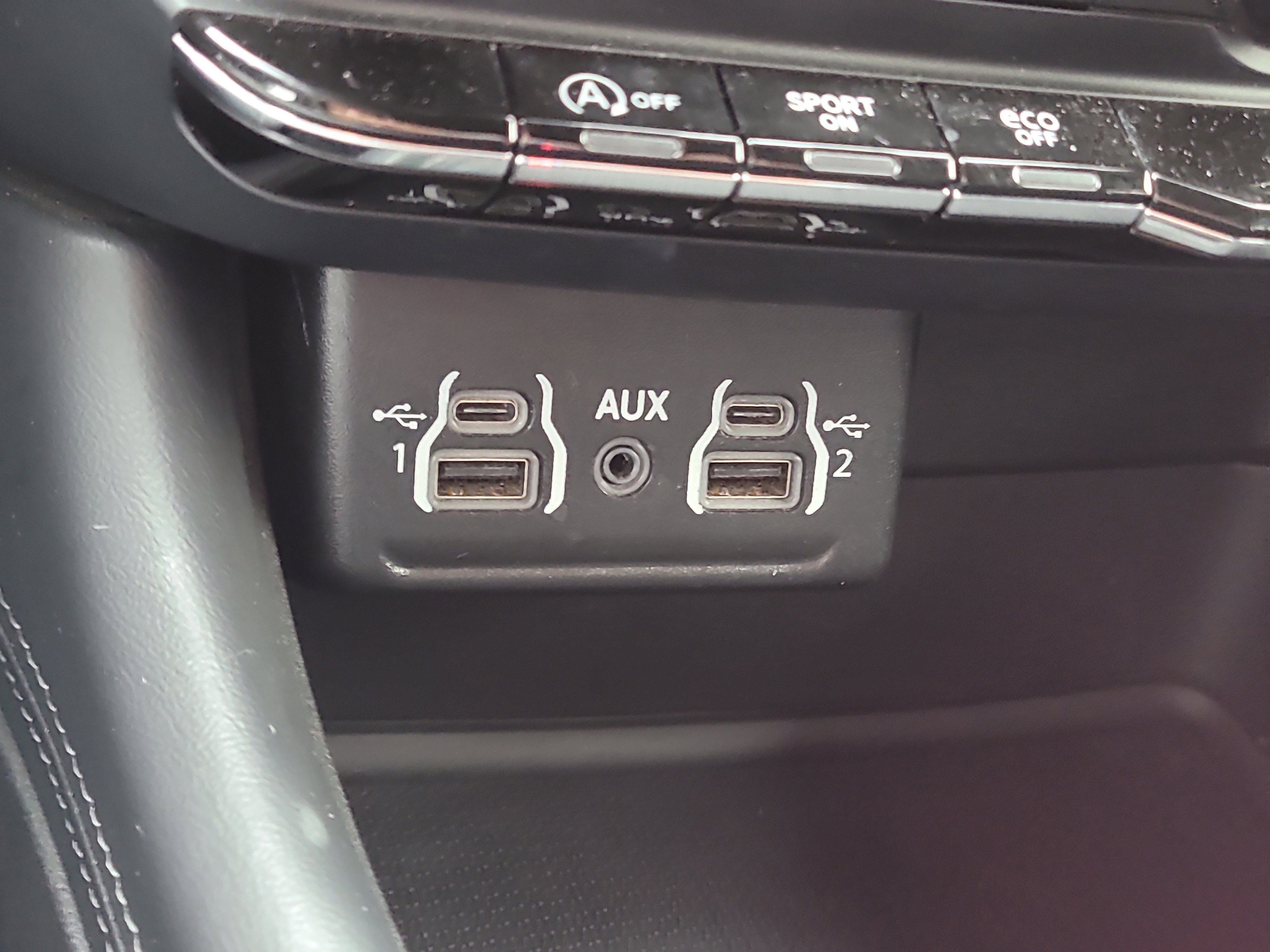 Used 2023 Dodge Durango SXT image 26