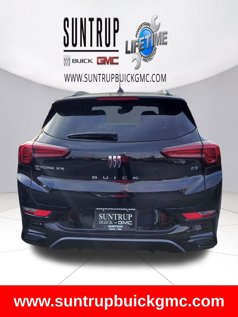 Used 2024 Buick Encore GX Sport Touring image 5
