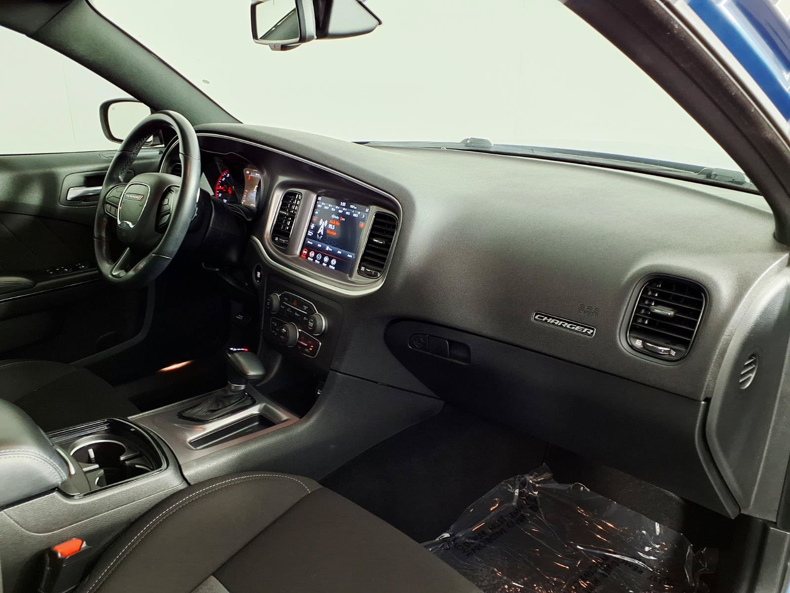 Used 2022 Dodge Charger GT w/ Blacktop Package RWD image 9