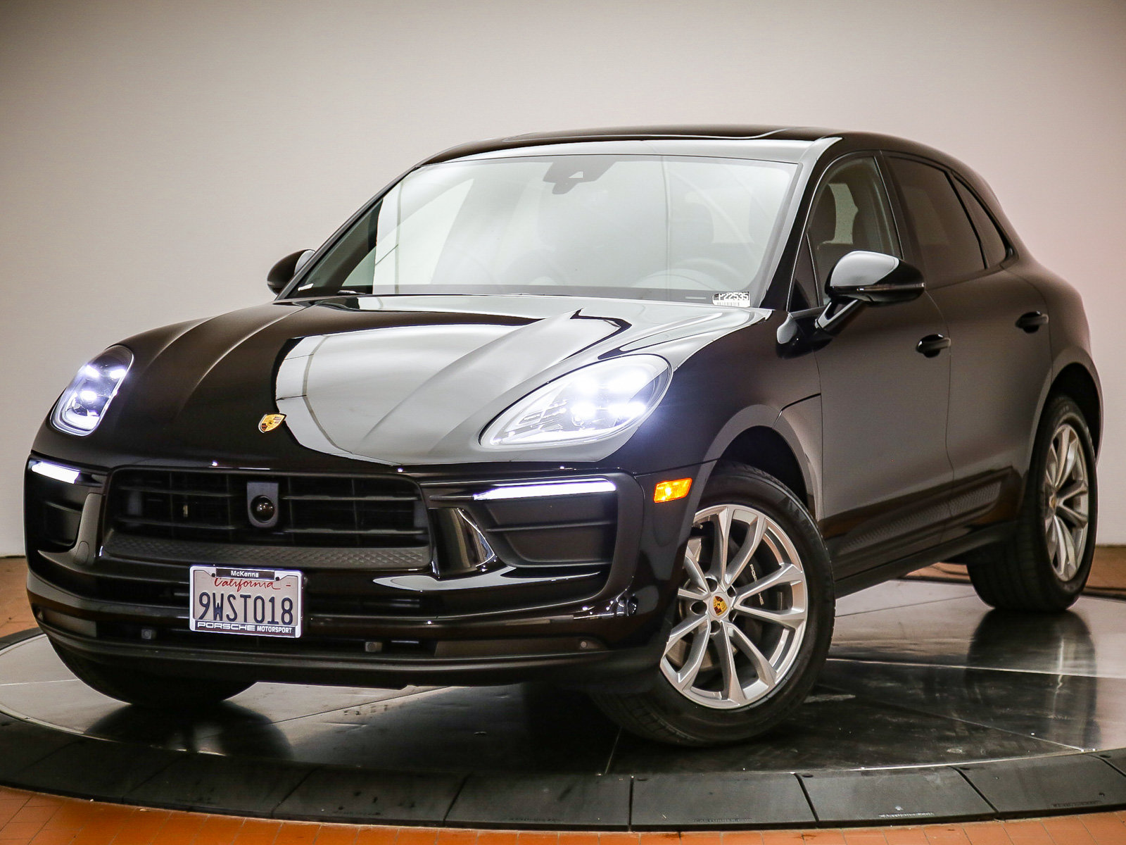 Certified 2025 Porsche Macan