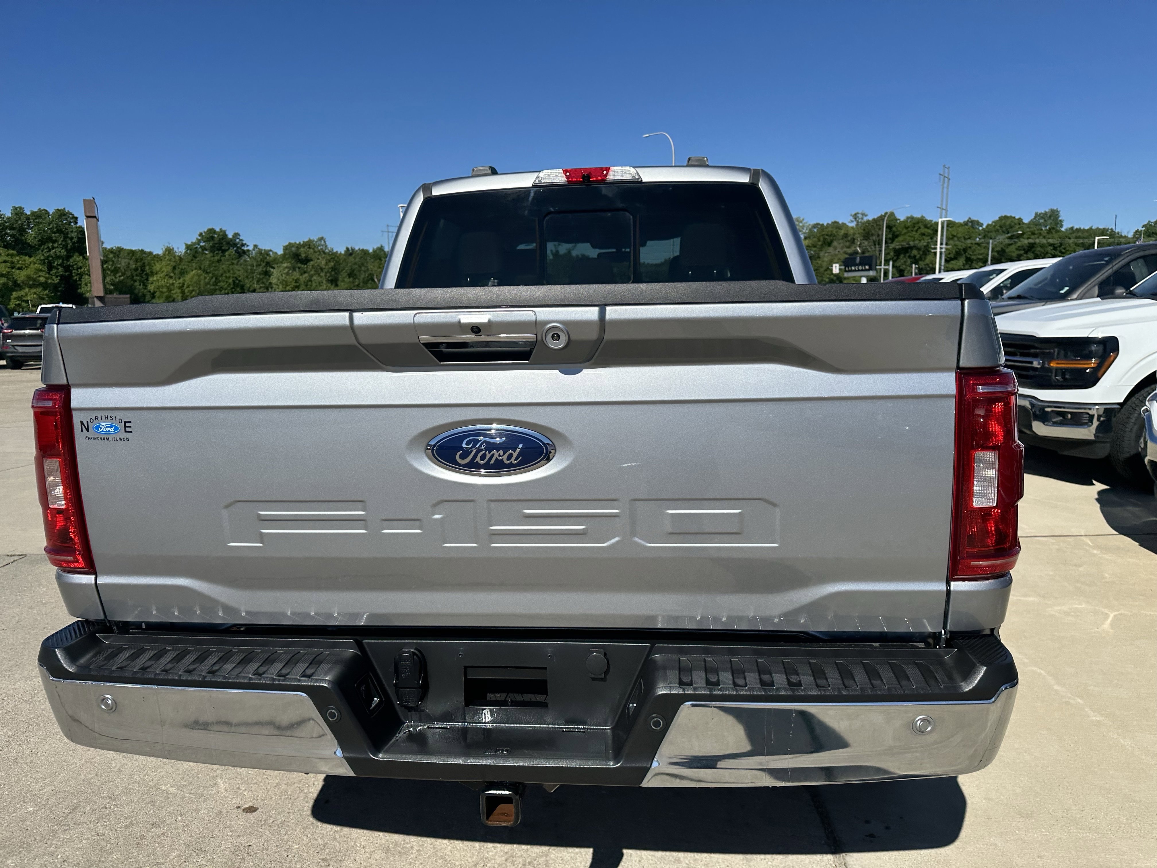Used 2022 Ford F150 XLT w/ Equipment Group 302A High AWD/4WD image 7
