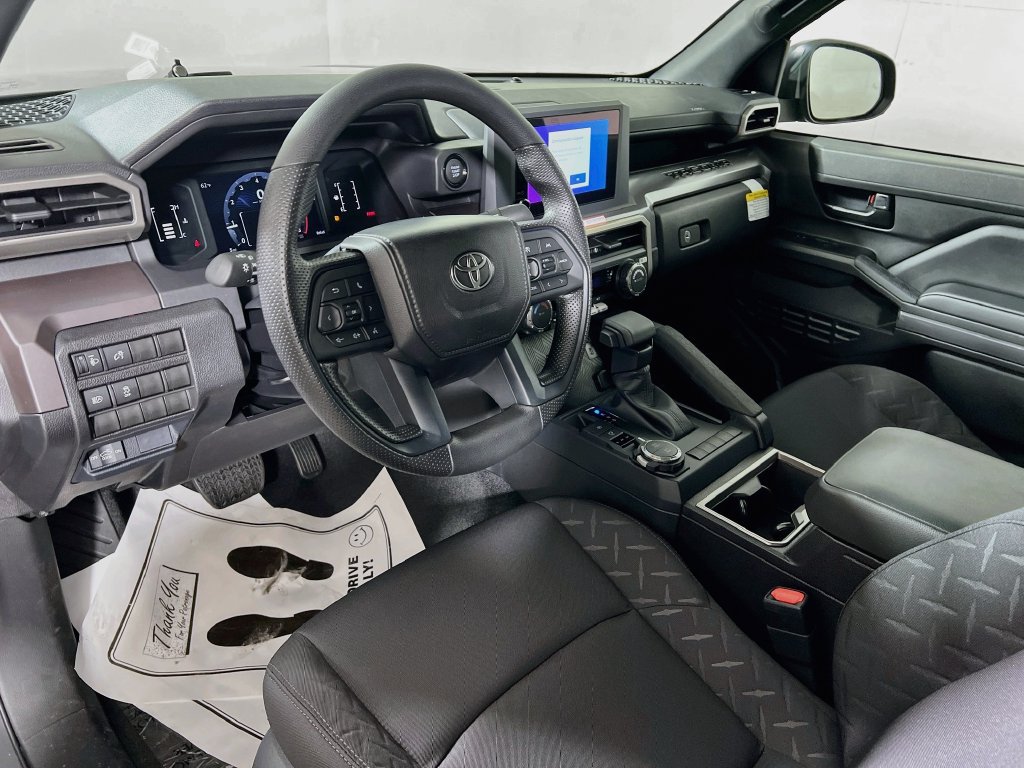 Certified 2026 Toyota Tacoma SR5 AWD/4WD image 9