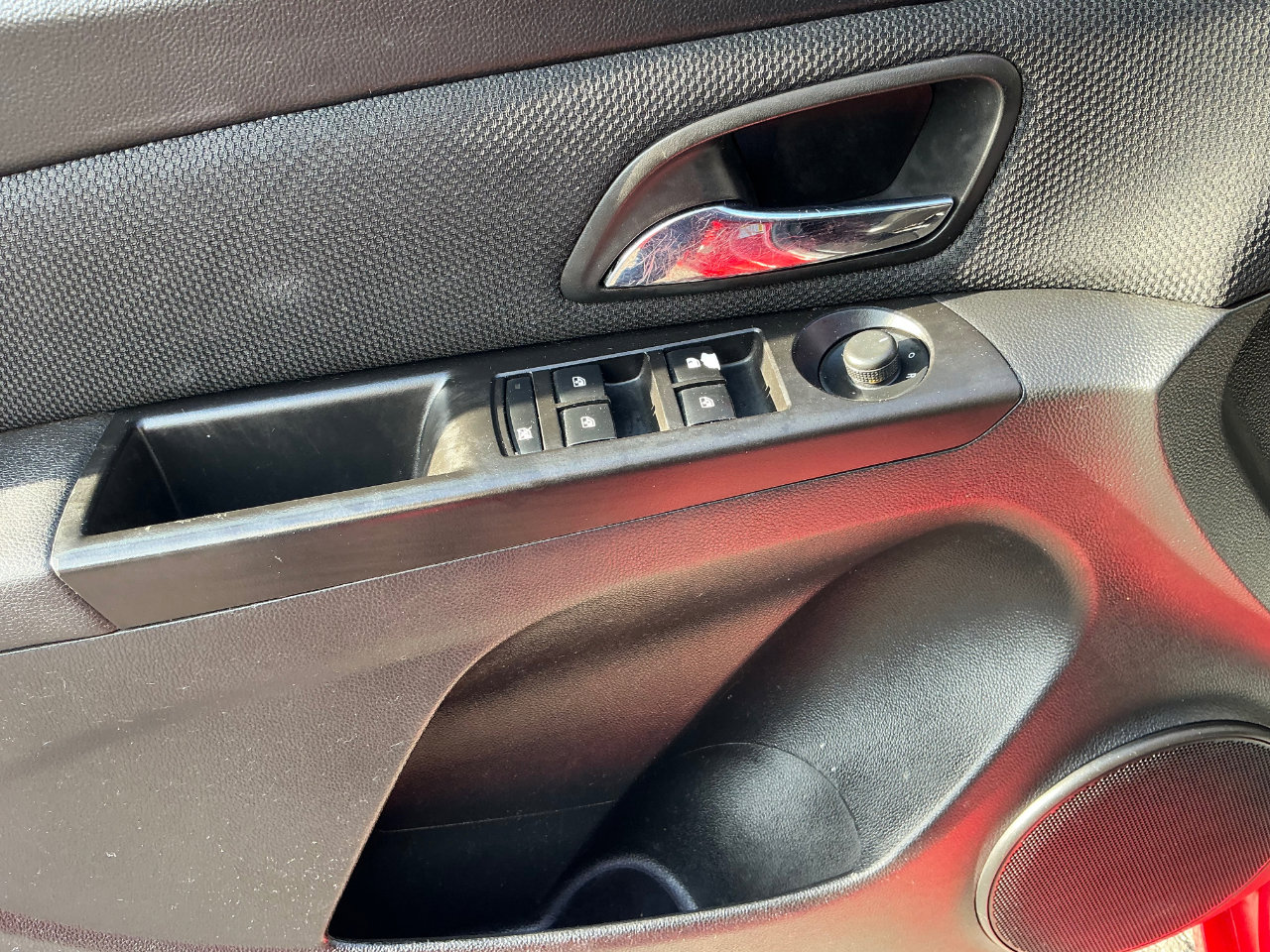 Used 2014 Chevrolet Cruze LT image 15