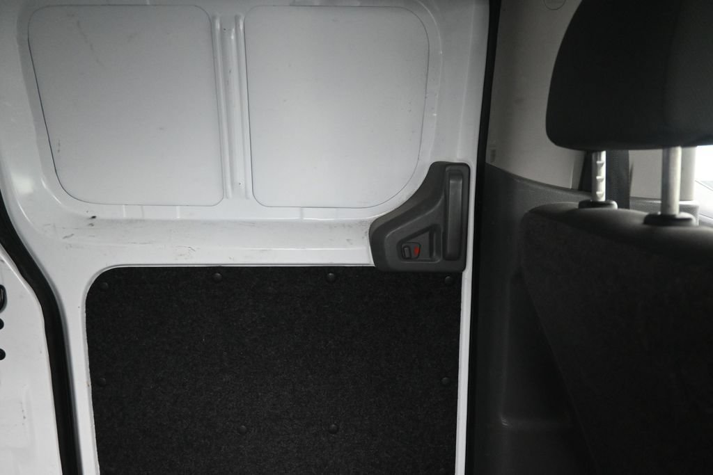 Used 2020 Nissan NV200 SV FWD image 28