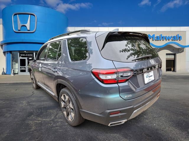 New 2026 Honda Pilot Touring image 4