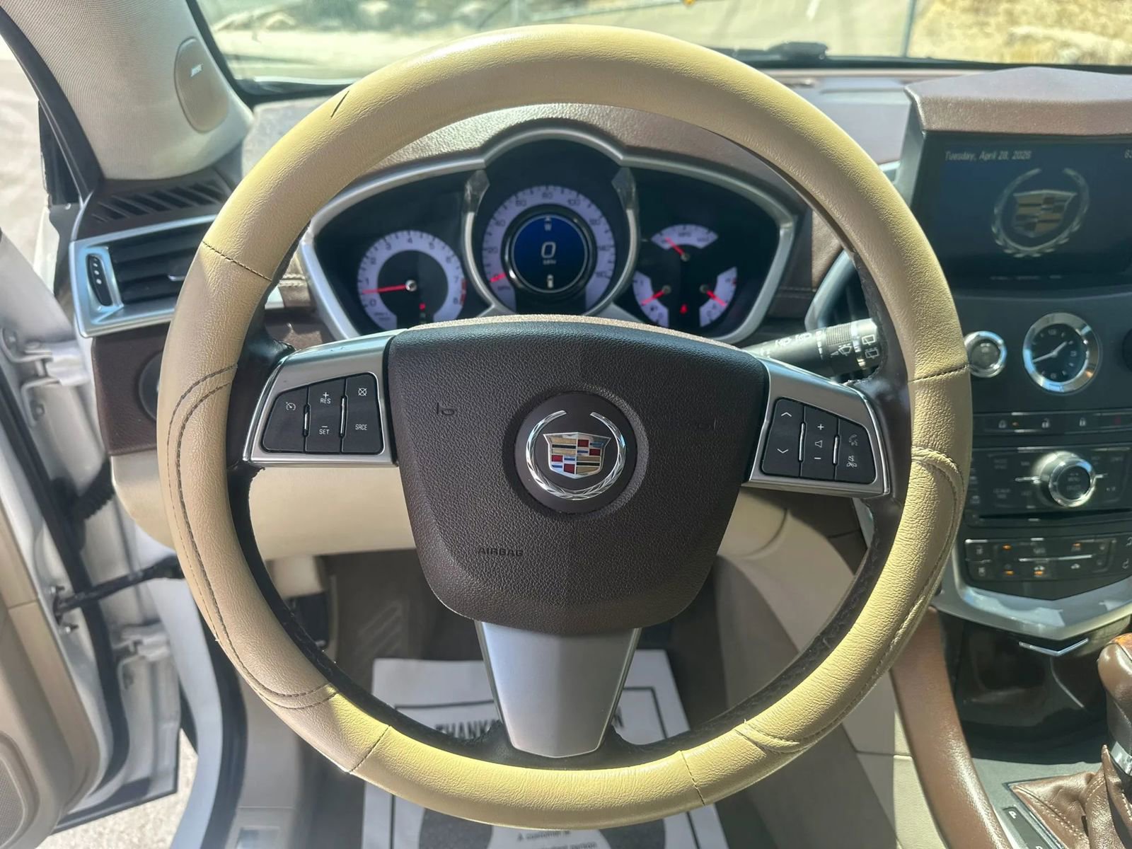 Used 2011 Cadillac SRX Luxury FWD image 13