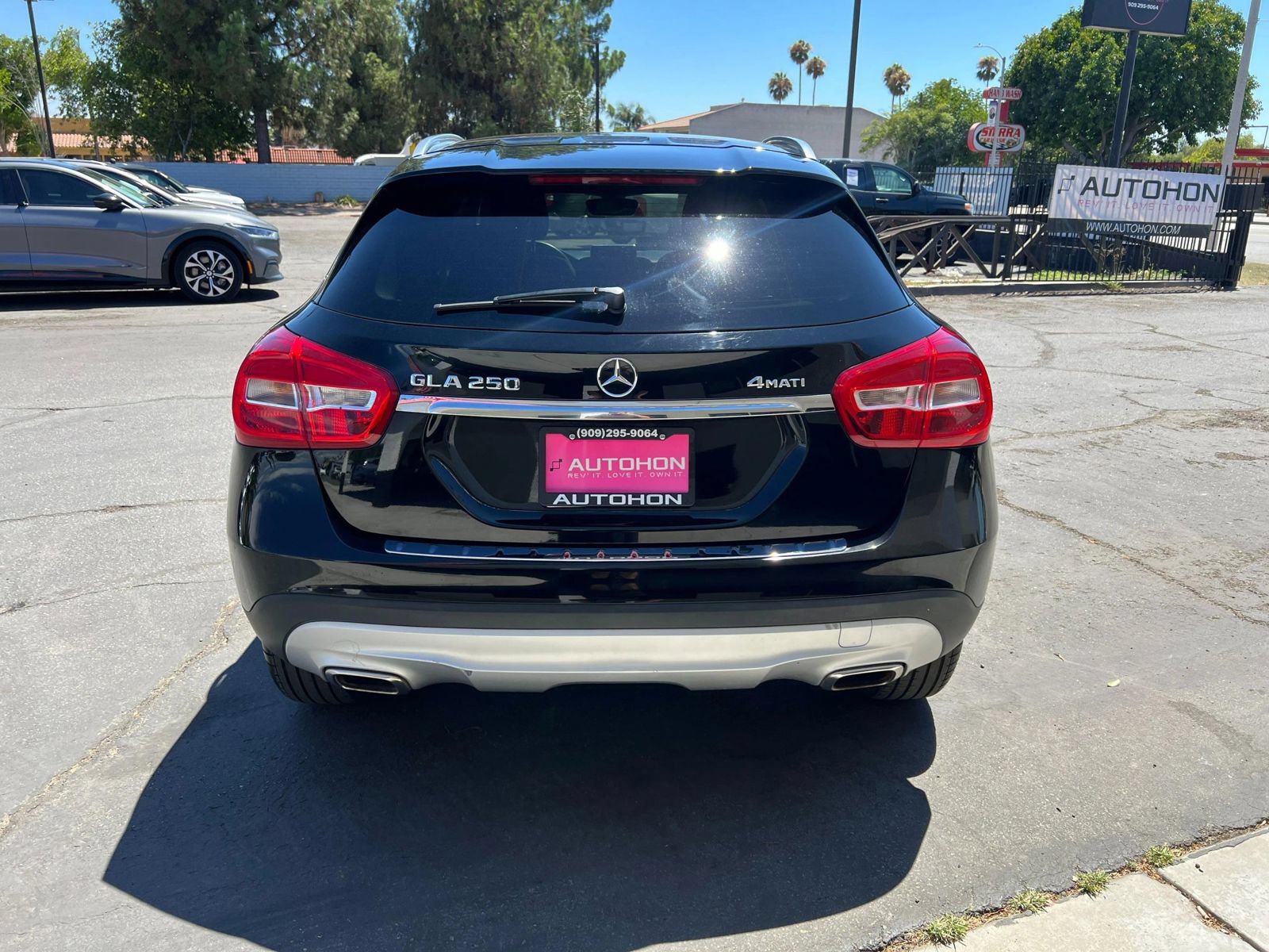 Used 2016 Mercedes-Benz GLA 250 4MATIC image 8