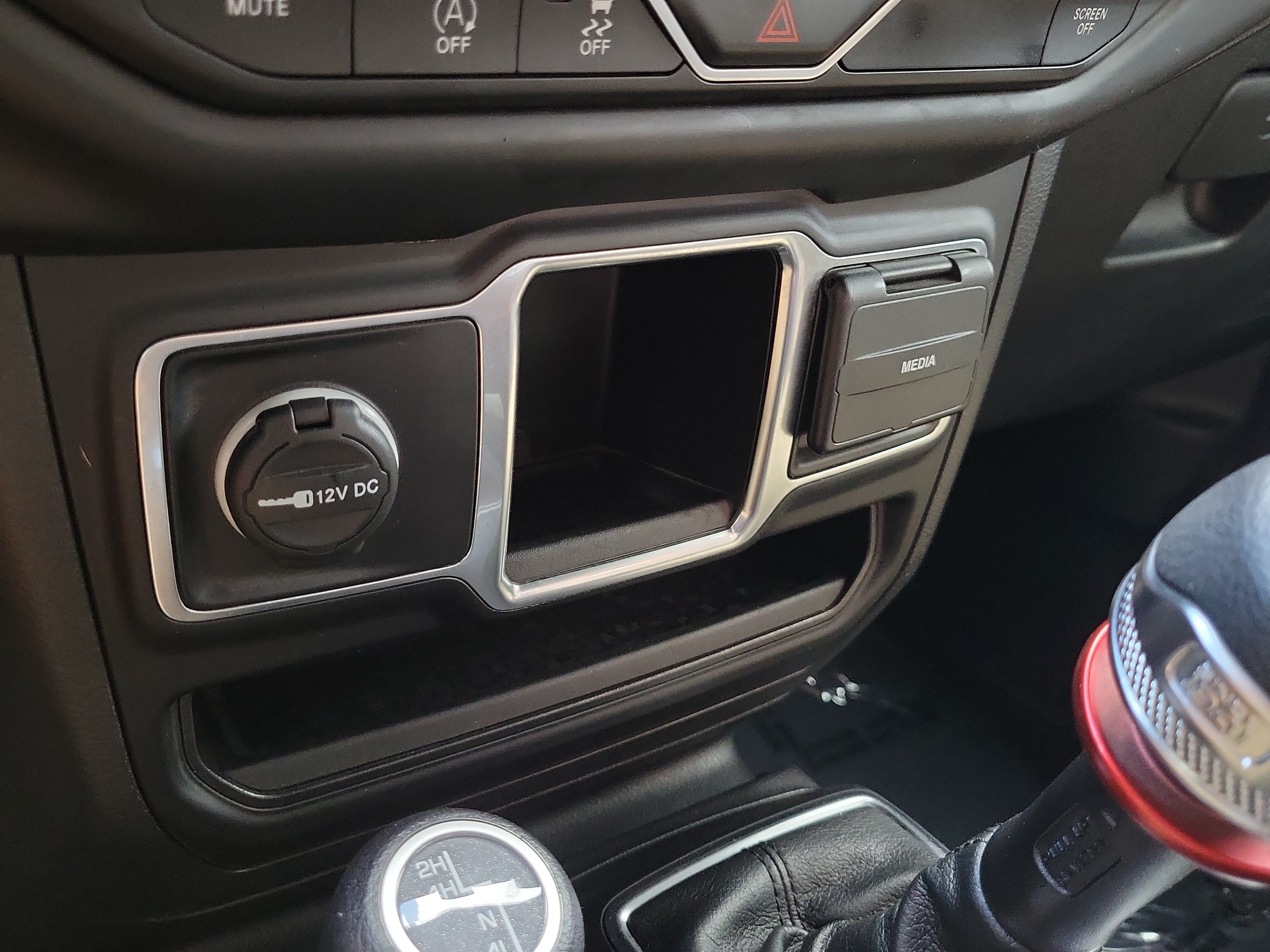 Used 2023 Jeep Wrangler Sport AWD/4WD image 23