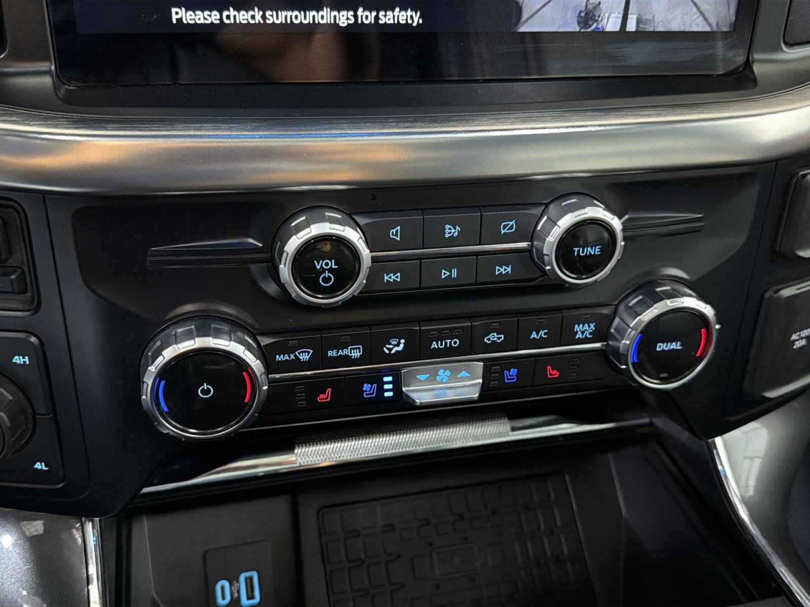 Used 2023 Ford F150 Lariat w/ Equipment Group 502A High AWD/4WD image 22