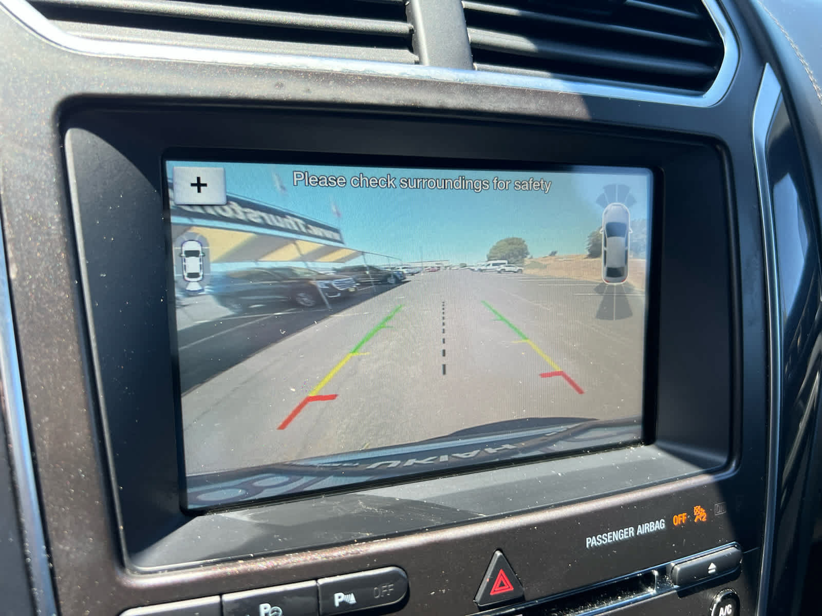 Used 2018 Ford Explorer Platinum AWD/4WD image 23