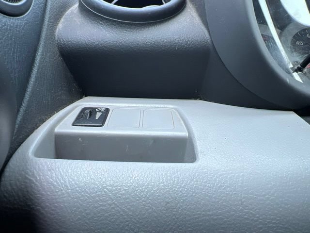 Used 2011 Toyota RAV4 4WD w/ Base L4 Extra Value Pkg image 19