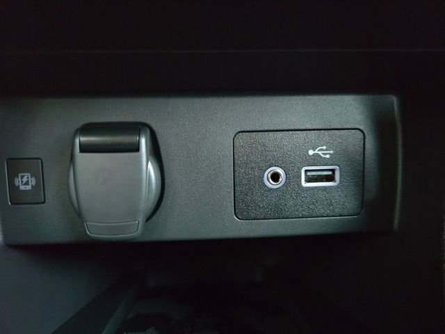 New 2025 Nissan Versa SV image 6