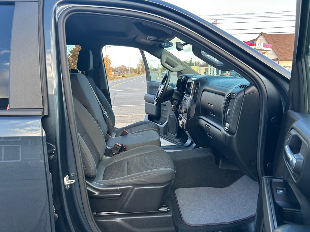 Used 2019 Chevrolet Silverado 1500 Custom w/ Custom Convenience Package image 37