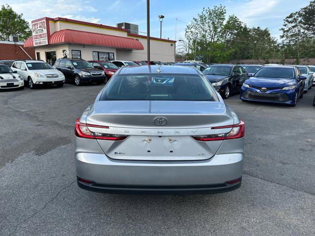 Used 2025 Toyota Camry LE FWD image 6