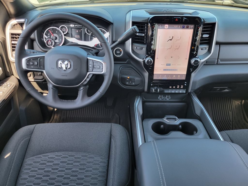 New 2026 RAM 2500 Big Horn AWD/4WD image 4