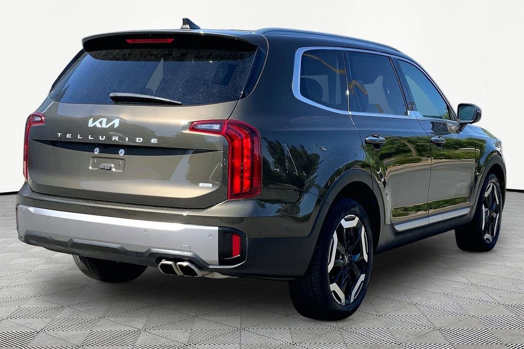 Used 2025 Kia Telluride S AWD/4WD image 5