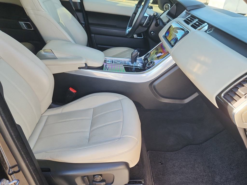 Used 2022 Land Rover Range Rover Sport HSE Silver Edition image 17