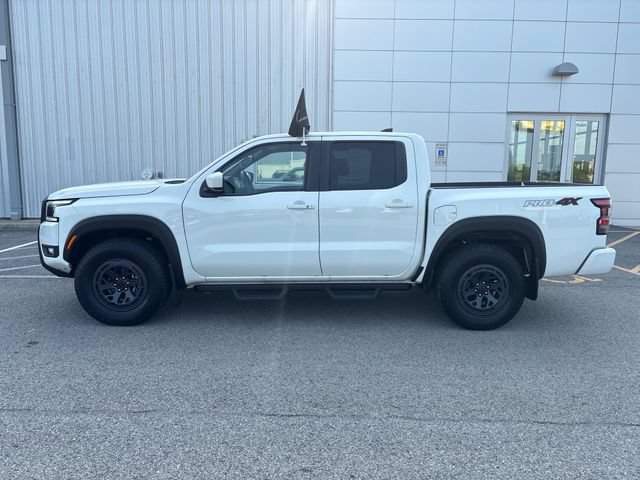Certified 2025 Nissan Frontier PRO-4X AWD/4WD image 2