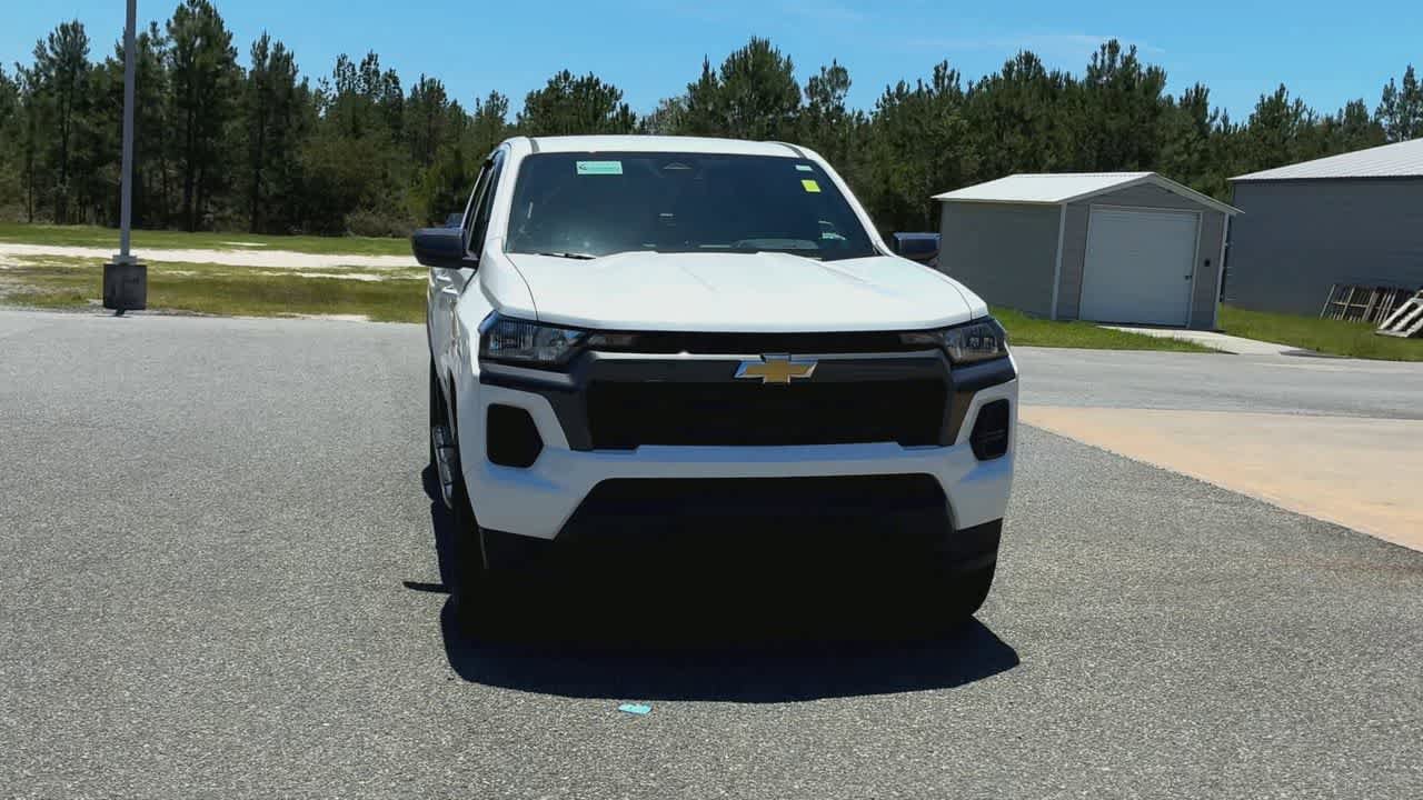 Used 2025 Chevrolet Colorado LT w/ Advanced Trailering Package RWD image 3