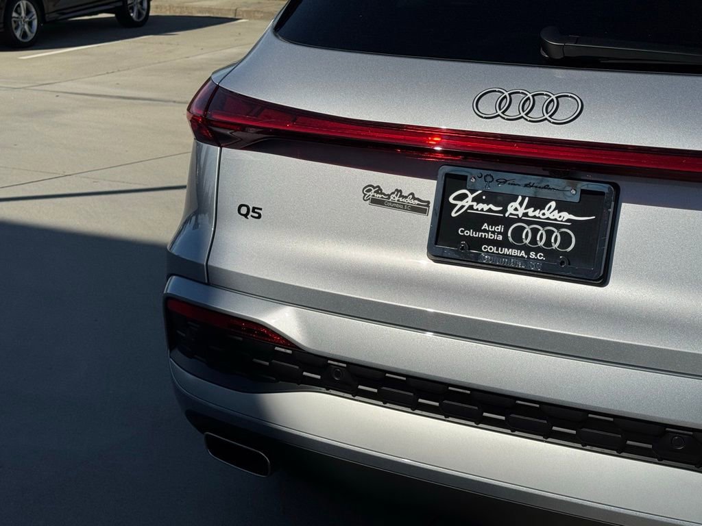 New 2025 Audi Q5 Prestige image 14