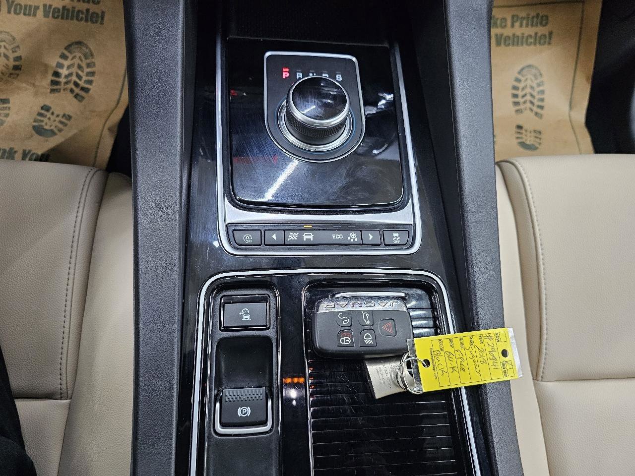 Used 2018 Jaguar F-PACE Premium AWD/4WD image 35